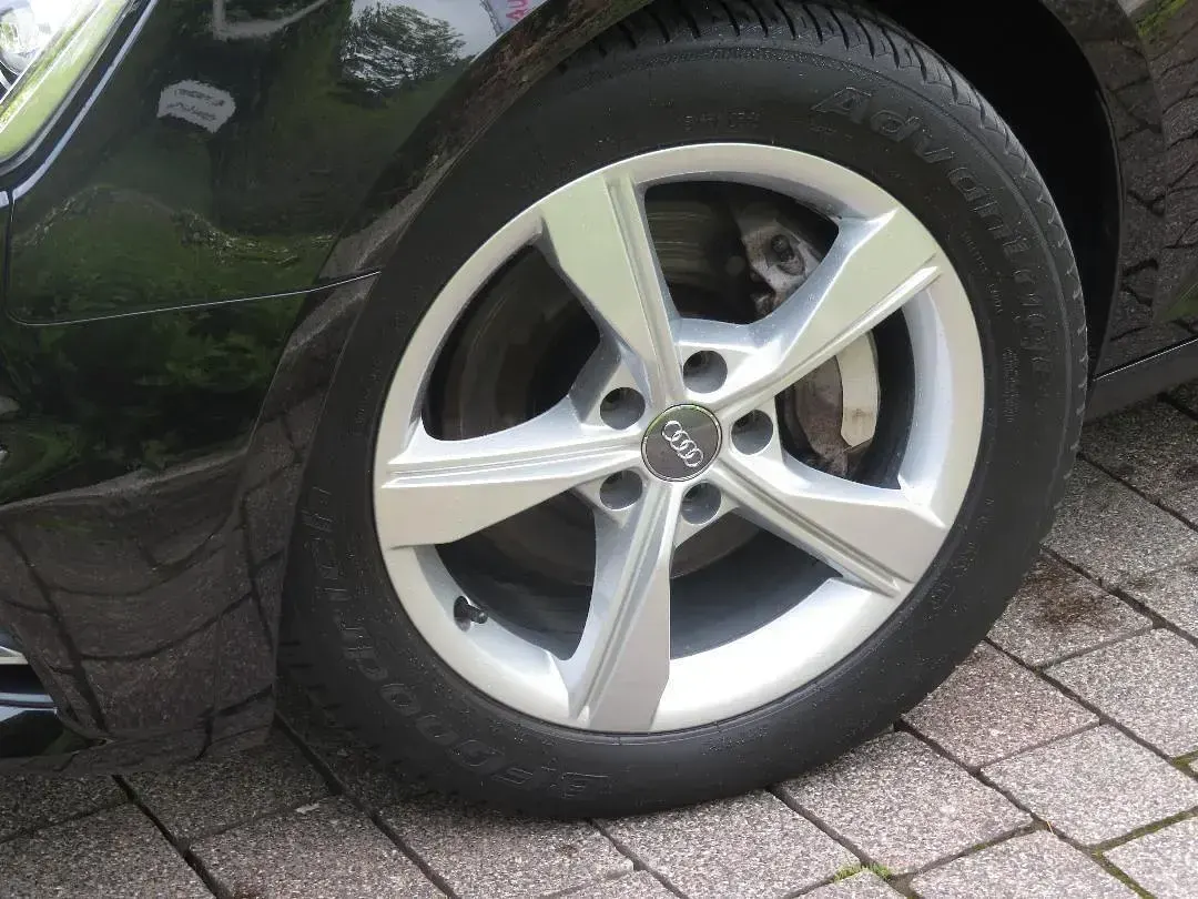Gebraucht Audi A4 Sport 190 PS (139 kW) 2019 Schwarz Kombi