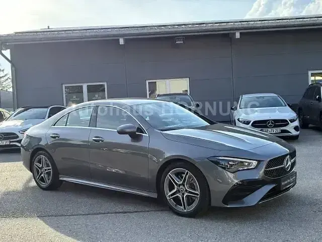 Gebraucht Mercedes CLA200 Advanced 163 PS (119 kW) 2025 Grau Coupé