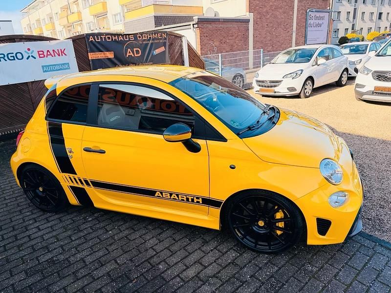 Gebraucht Abarth 595 Competizione 186 PS (136 kW) 2018 Gelb Kleinwagen