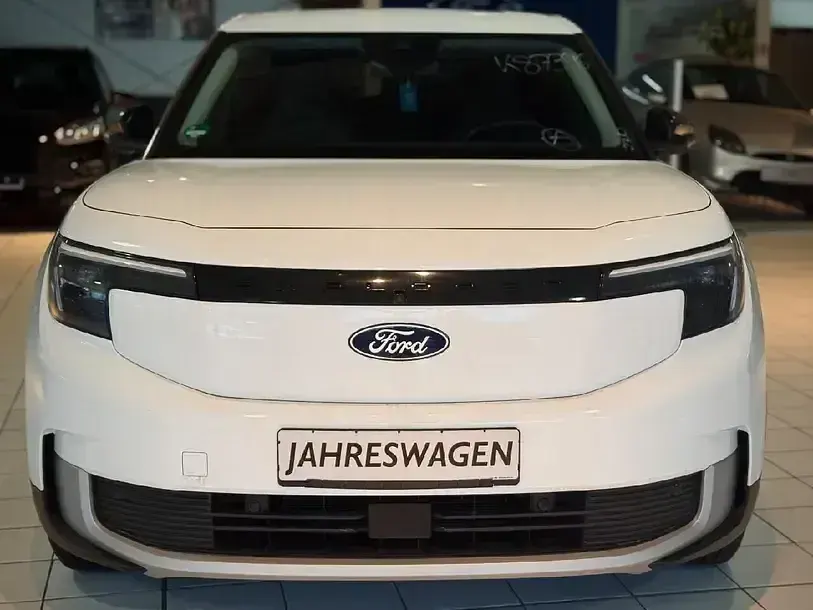 Używany Ford Explorer 210 kW (286 KM) 2024 Biały SUV