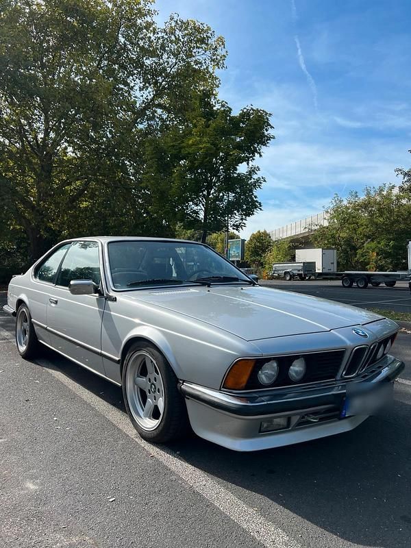 Silber Gebraucht 1984 BMW 635 Coupé | 11.900 € - Bild 1/4