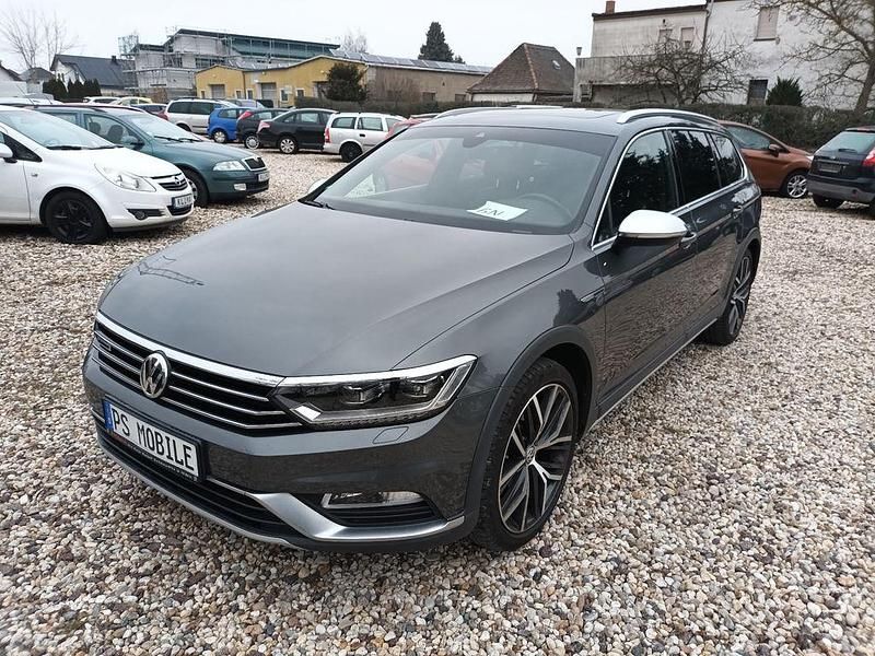Grau Gebraucht 2016 VW Passat Alltrack Kombi | 16.900 € (Fairer Preis) - Bild 1/4