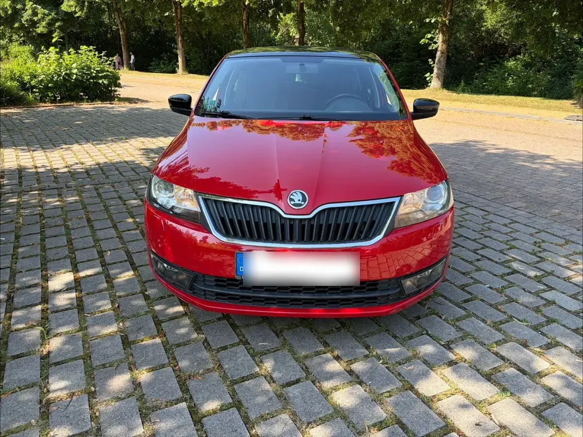 Gebraucht Skoda Rapid Elegance 86 PS (63 kW) 2014 Rot Kleinwagen
