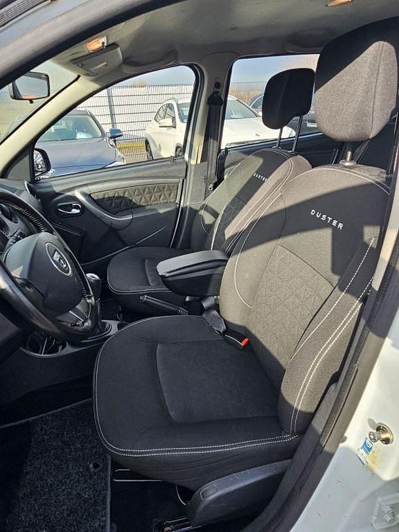 Gebraucht Dacia Duster Lauréate 105 PS (77 kW) 2015 Weiß SUV