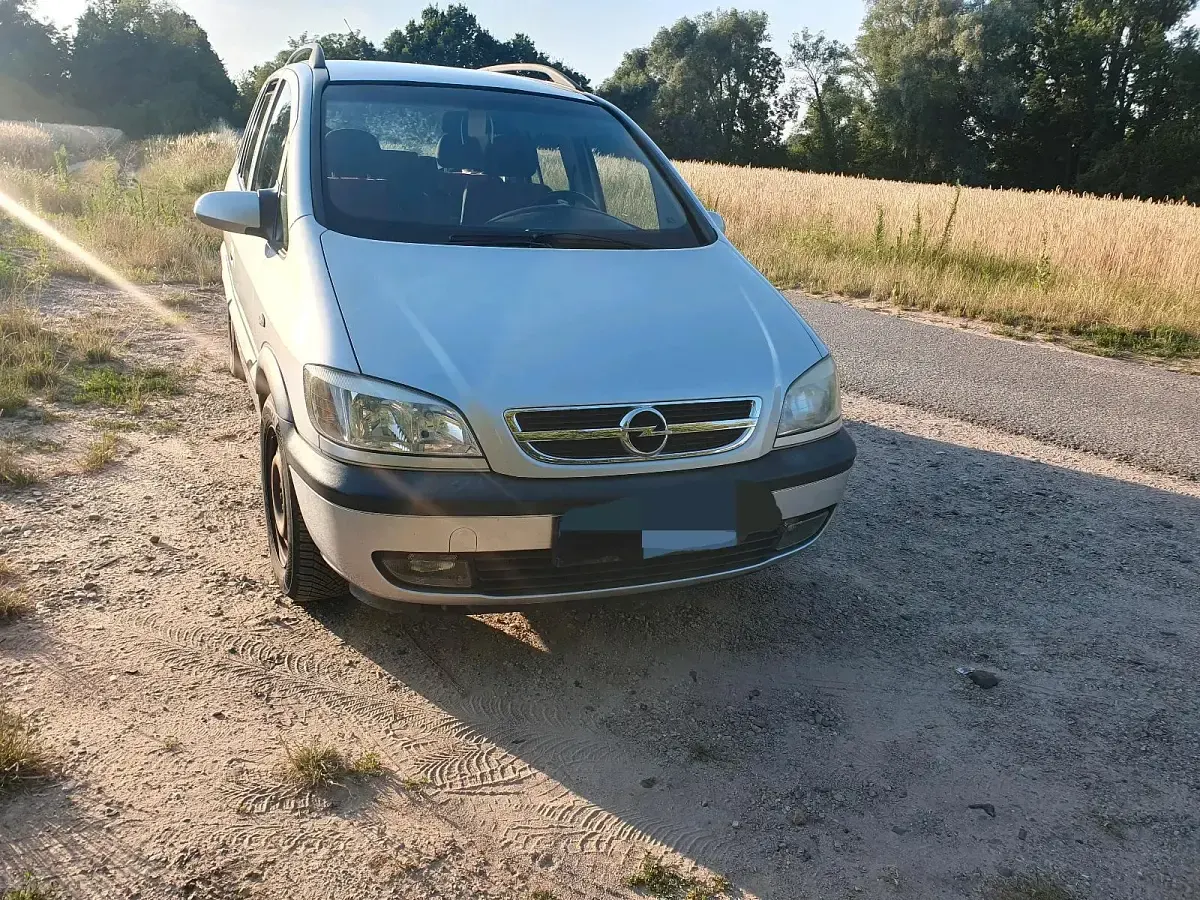 Gebraucht Opel Zafira 135 PS (99 kW) 2003 Grau Van / Kleinbus