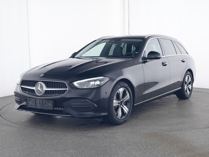 Metalliclack obsidianschwarz Gebraucht 2024 Mercedes C200 Avantgarde Kombi | 35.690 € (Fairer Preis) - Bild 1/4