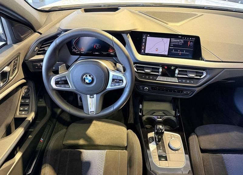 Gebraucht BMW M135 Performance 306 PS (225 kW) 2022 Weiß Kleinwagen