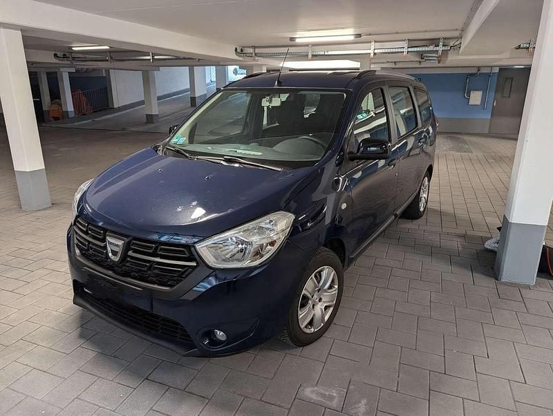 Blau Gebraucht 2019 Dacia Lodgy Comfort Van / Kleinbus | 12.500 € (Etwas zu teuer) - Bild 1/4