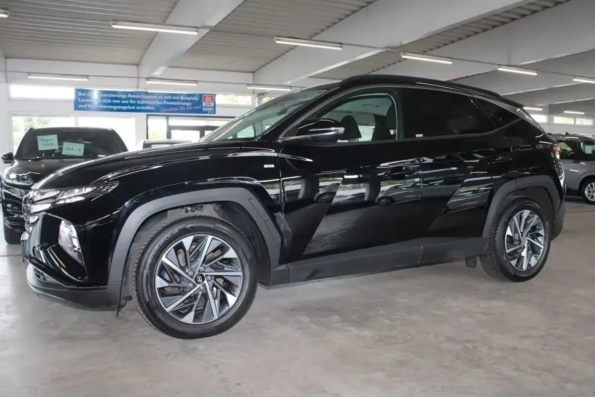 Gebraucht Hyundai Tucson Trend 150 PS (110 kW) 2021 Schwarz SUV