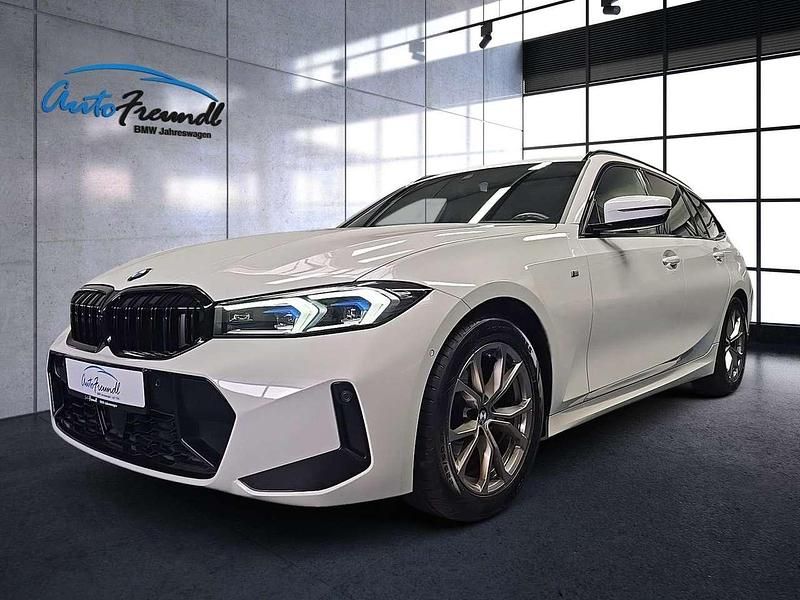 Alpinweiss iii (metallic) Gebraucht 2024 BMW 318 M Sport Kombi | 36.999 € (Fairer Preis) - Bild 1/4
