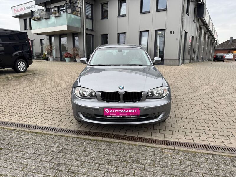 Grau Gebraucht 2010 BMW 116 Advantage Kleinwagen | 4.990 € (Etwas zu teuer) - Bild 1/4