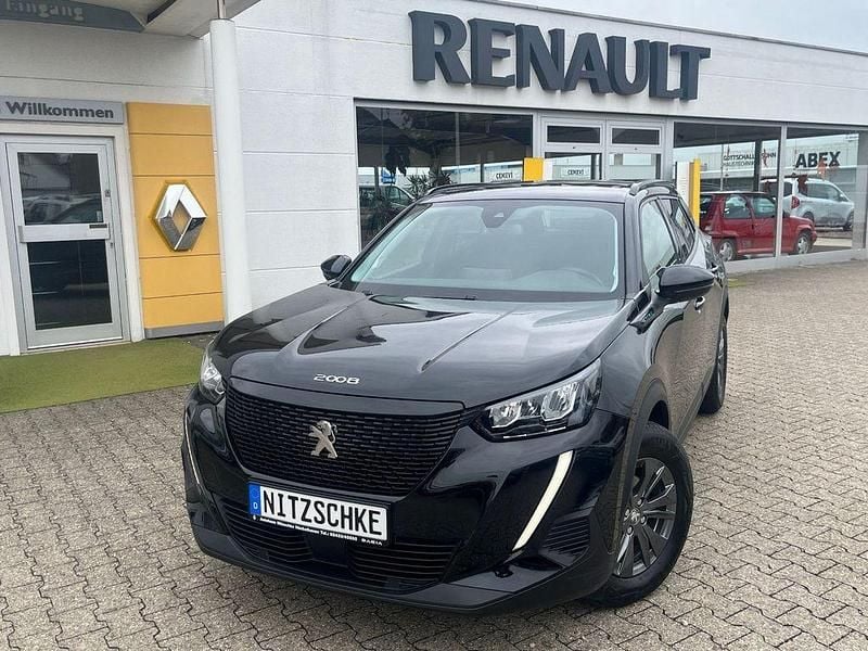 Schwarz Gebraucht 2021 Peugeot 2008 Style SUV | 18.590 € (Guter Preis) - Bild 1/4