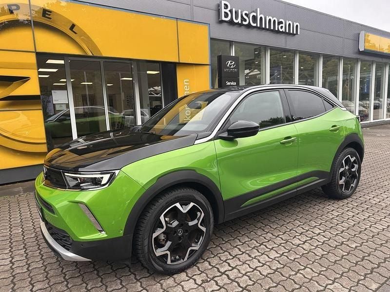 Grün Gebraucht 2021 Opel Mokka-e Ultimate SUV | 17.300 € (Etwas zu teuer) - Bild 1/4