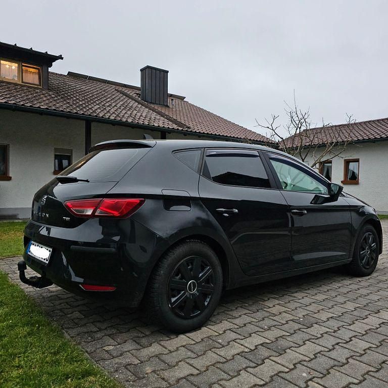 Usata Seat Leon 110 CV (80 kW) 2015 Nero Berlina