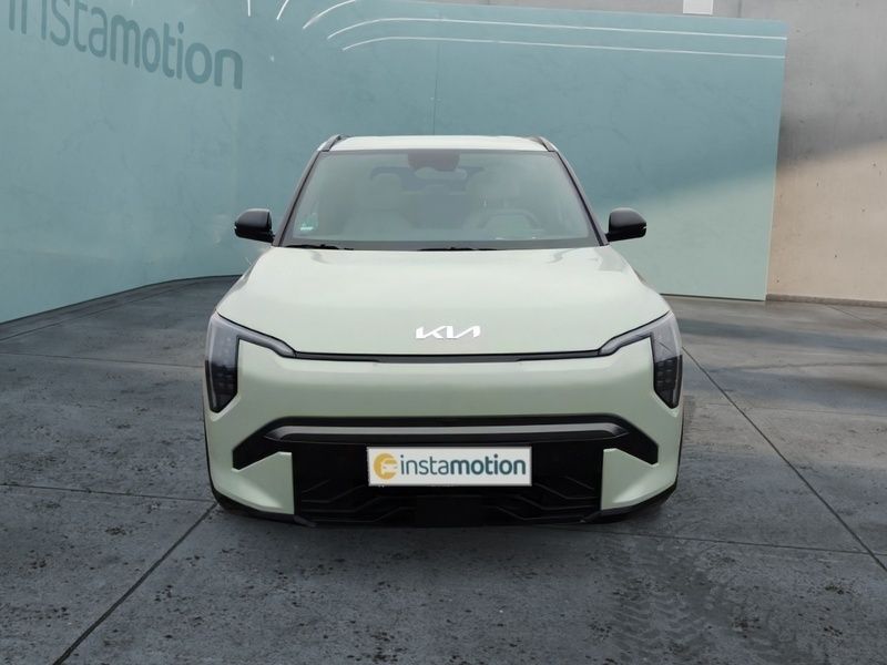 Grün Gebraucht 2024 Kia EV3 4 SUV | 44.539 € (Fairer Preis) - Bild 1/4