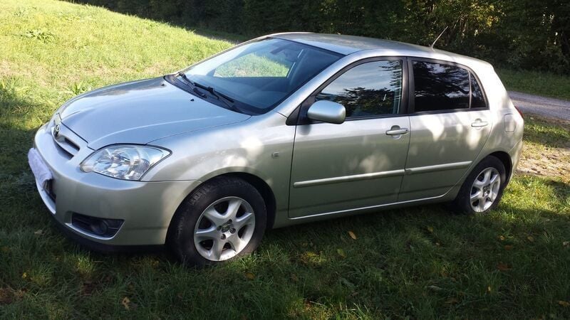 Gebraucht Toyota Corolla Sol 116 PS (85 kW) 2004 Silber Limousine