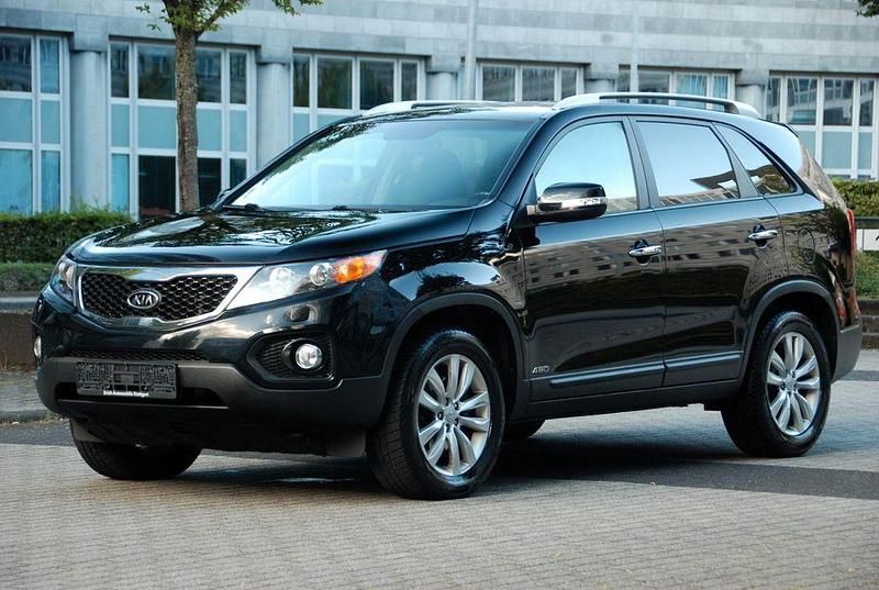 Schwarz Gebraucht 2011 Kia Sorento 2 SUV | 11.990 € (Fairer Preis) - Bild 1/4