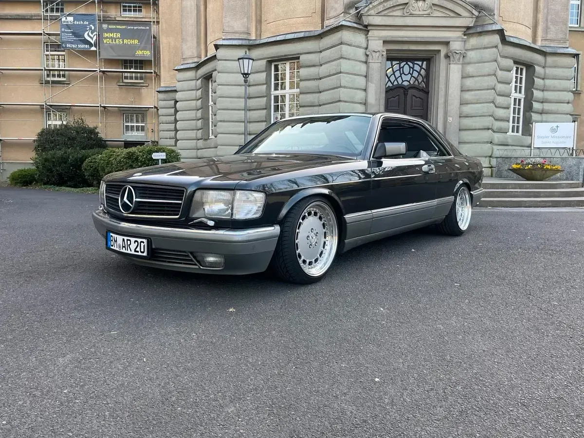 Gebraucht Mercedes 500 252 PS (185 kW) 1988 Schwarz Coupé