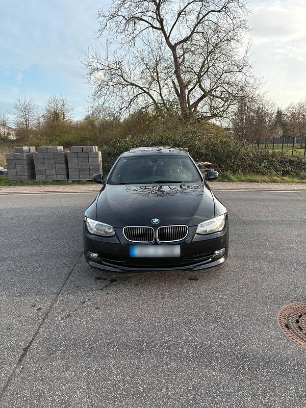 Gebraucht BMW 330 245 PS (180 kW) 2013 Schwarz Coupé