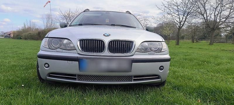 Gebraucht BMW 330 Performance 231 PS (169 kW) 2005 Silber Kombi