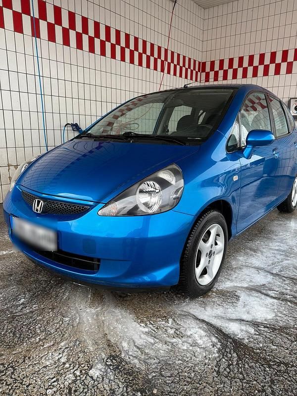 Gebraucht Honda Jazz 78 PS (57 kW) 2006 Blau Kleinwagen