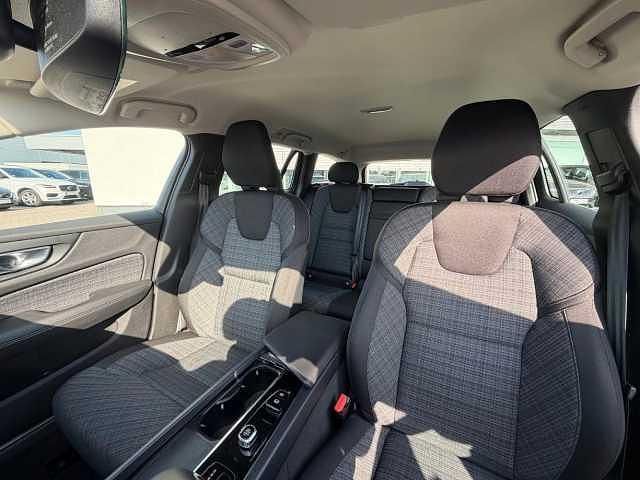 Gebraucht Volvo V60 145 PS (106 kW) 2024 Kombi