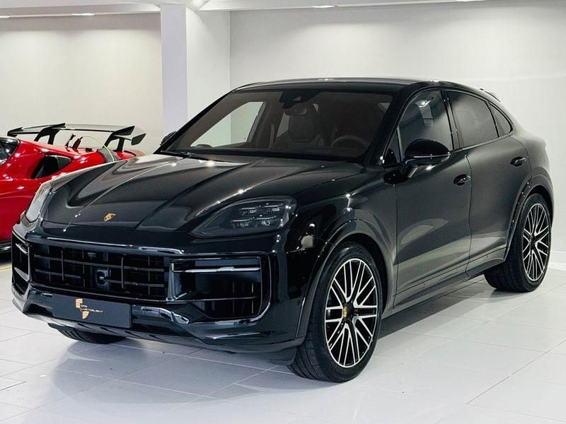 Gebraucht Porsche Cayenne 475 PS (349 kW) 2024 Schwarz SUV
