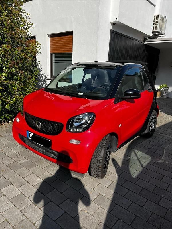 Rot Gebraucht 2016 Smart ForTwo Cabrio Cabrio | 11.300 € (Fairer Preis) - Bild 1/4