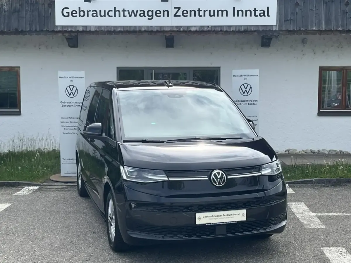 Używany VW Multivan Life 150 KM (110 kW) 2025 Minivan