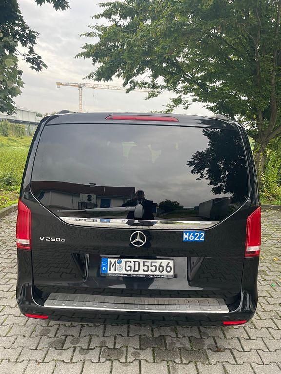 Gebraucht Mercedes V220 Edition 190 PS (139 kW) 2019 Schwarz Van / Kleinbus