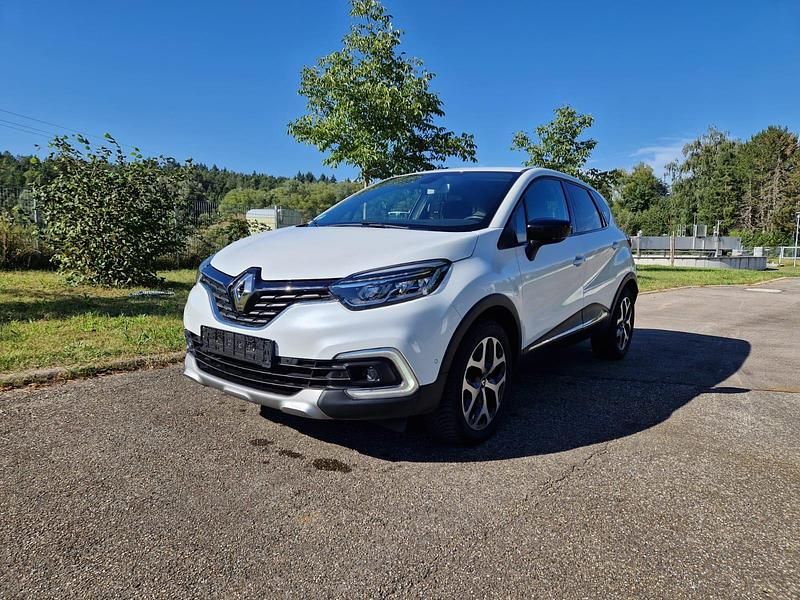 Weiß Gebraucht 2019 Renault Captur SUV | 10.900 € - Bild 1/4
