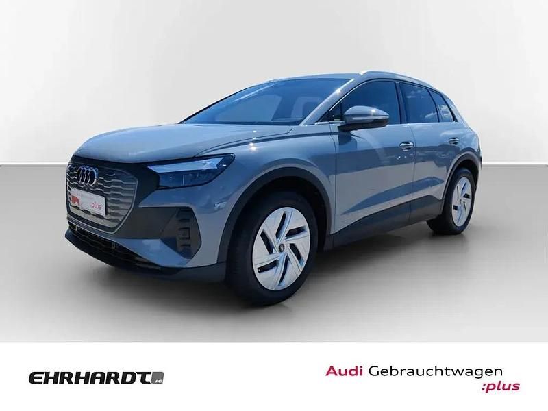 Grau Gebraucht 2023 Audi Q4 e-tron SUV | 26.890 € (Guter Preis) - Bild 1/3