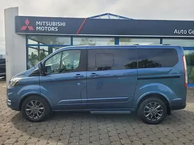 Gebraucht Ford Tourneo Custom Titanium X 185 PS (136 kW) 2022 Andere Van