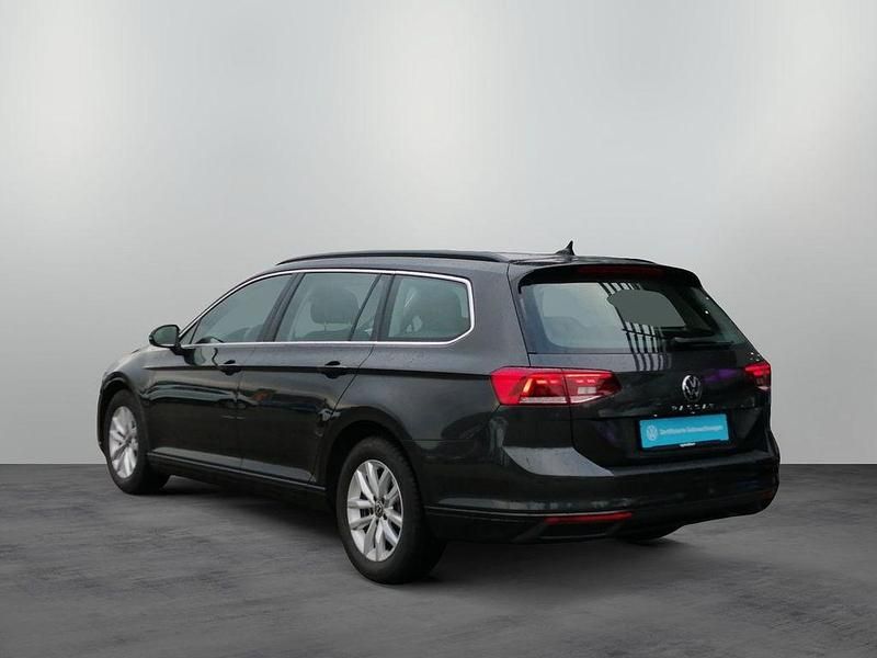 Gebraucht VW Passat Business 150 PS (110 kW) 2022 Grau Kombi