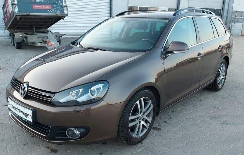 Braun Gebraucht 2011 VW Golf VI Highline Kleinwagen | 7.500 € (Etwas zu teuer) - Bild 1/4