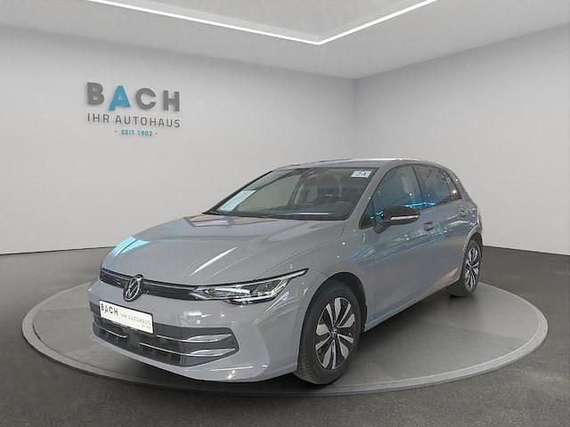 Mondstein grau Gebraucht 2024 VW Golf VIII Goal Limousine | 25.750 € (Superpreis) - Bild 1/4
