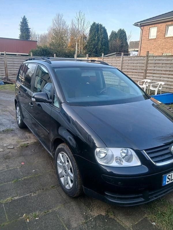 Gebraucht VW Touran 105 PS (77 kW) 2006 Schwarz Van / Kleinbus