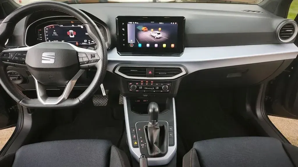 Gebraucht Seat Arona FR 150 PS (110 kW) 2022 Grau SUV