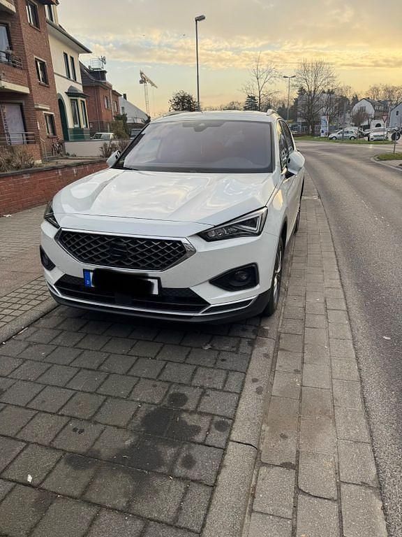 Weiß Gebraucht 2021 Seat Tarraco 4Drive SUV | 23.100 € (Guter Preis) - Bild 1/4