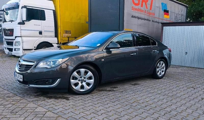 Gebraucht Opel Insignia 163 PS (119 kW) 2014 Grau Limousine