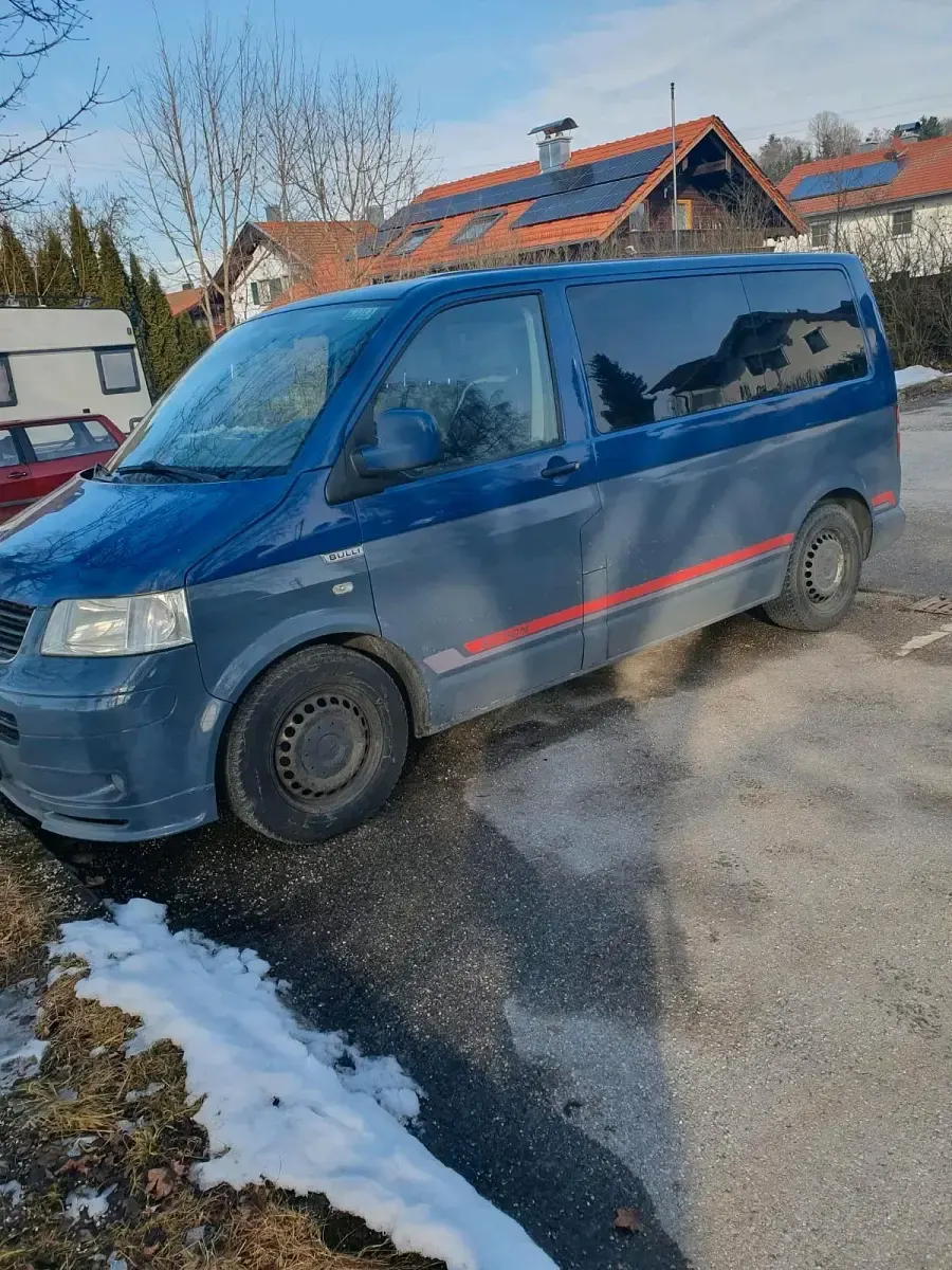Gebraucht VW Caravelle 102 PS (75 kW) 2007 Blau Van
