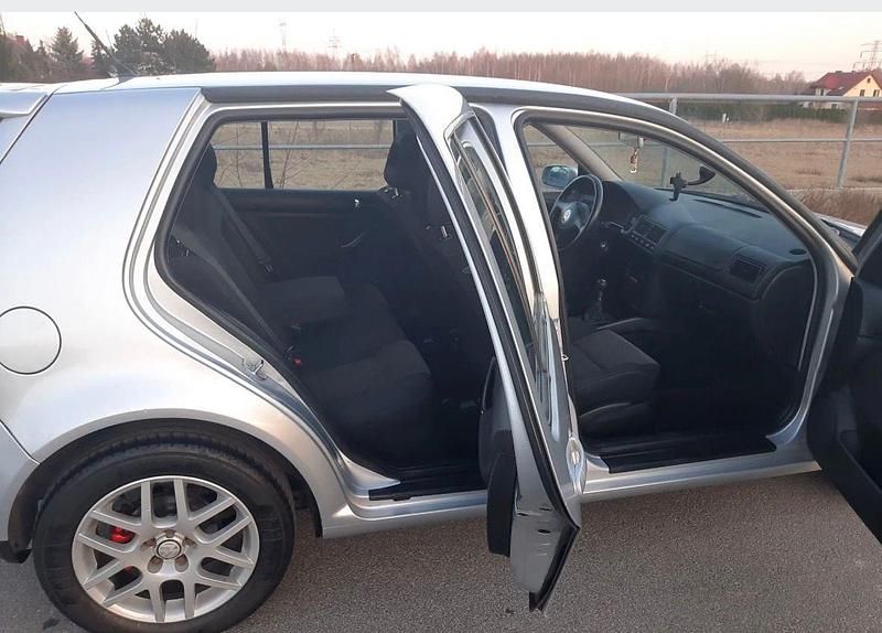 Gebraucht VW Golf IV 151 PS (111 kW) 2005 Silber Kleinwagen