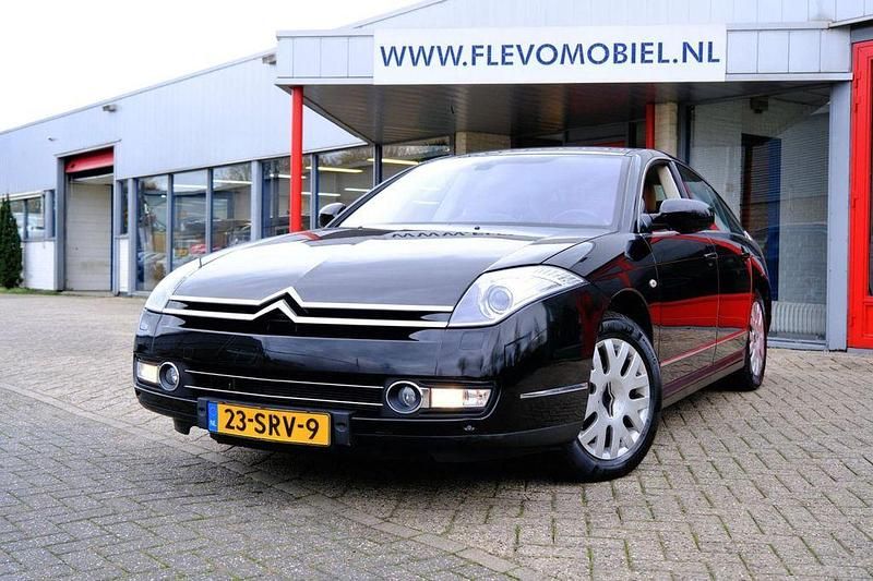 Schwarz Gebraucht 2011 Citroën C6 Exclusive Limousine | 8.950 € (Superpreis) - Bild 1/4