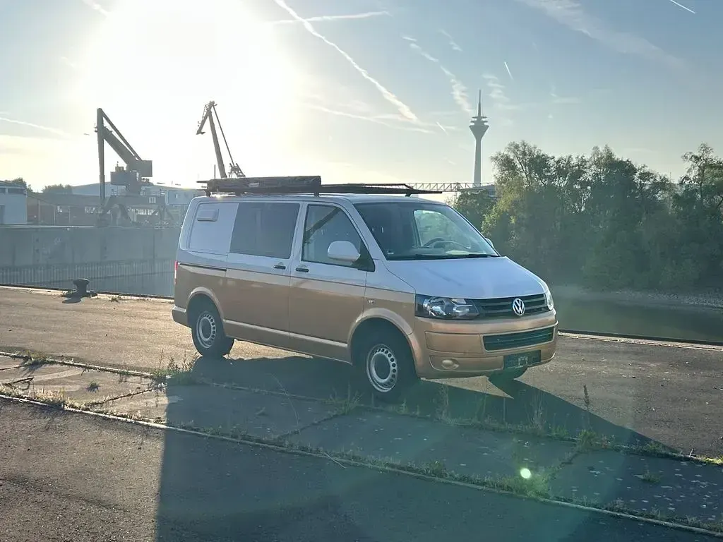 Gebraucht VW T5 102 PS (75 kW) 2013 Weiß Van