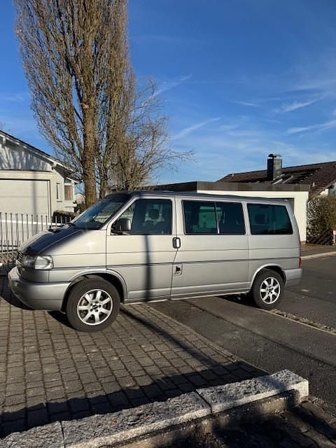 Second-hand VW Multivan 180 CP (132 kW) 2004 Argintiu Monovolum