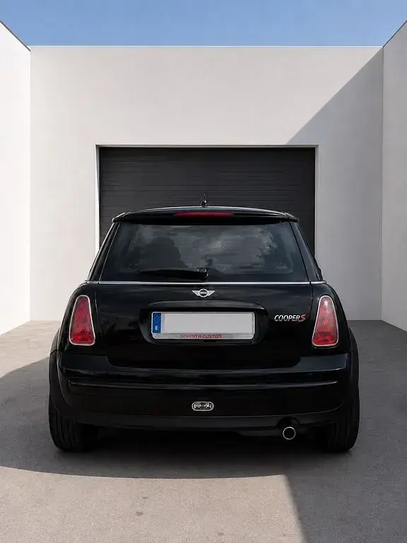 Używany Mini Cooper 98 KM (72 kW) 2001 Czarny Hatchback