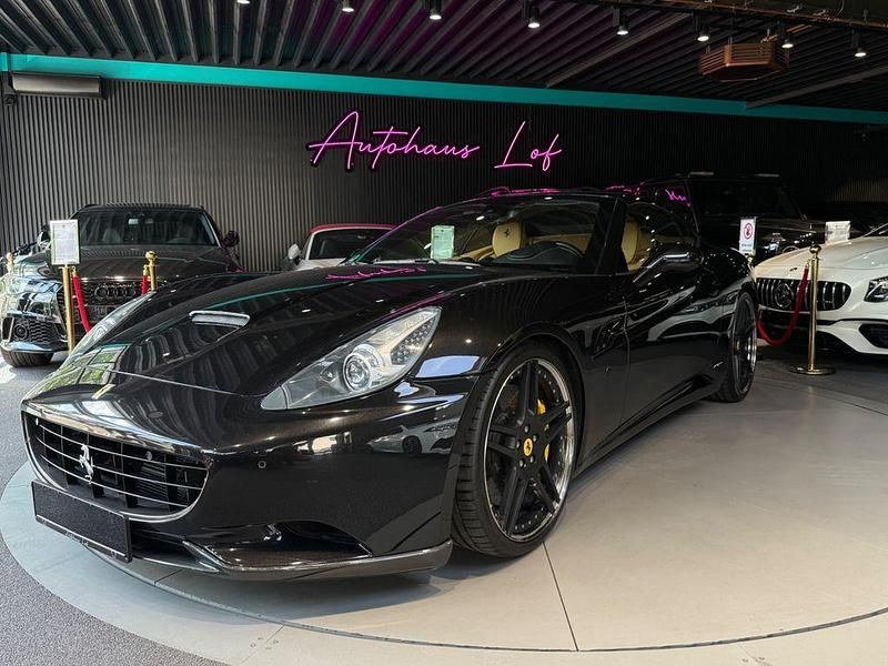 Schwarz Gebraucht 2011 Ferrari California Cabrio | 101.990 € - Bild 1/4