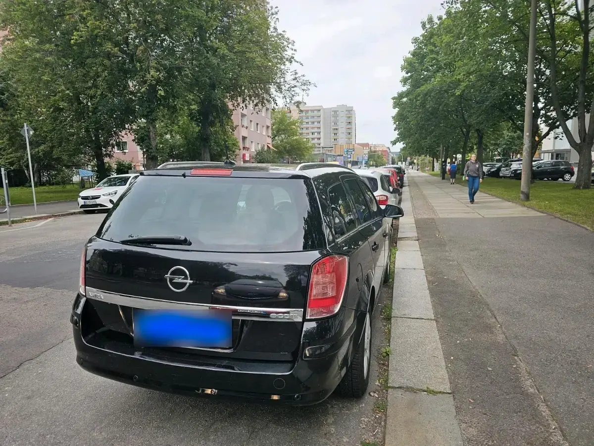 Occasion Opel Astra 110 ch (80 kW) 2010 Bleue Break