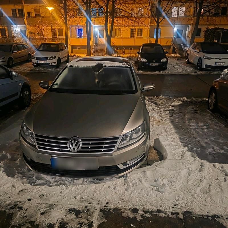 Braun Gebraucht 2015 VW Passat Limousine | 9.999 € (Superpreis) - Bild 1/4