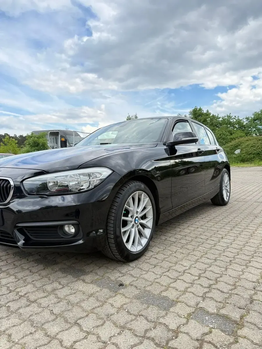 Gebraucht BMW 116 2016 Schwarz Kleinwagen